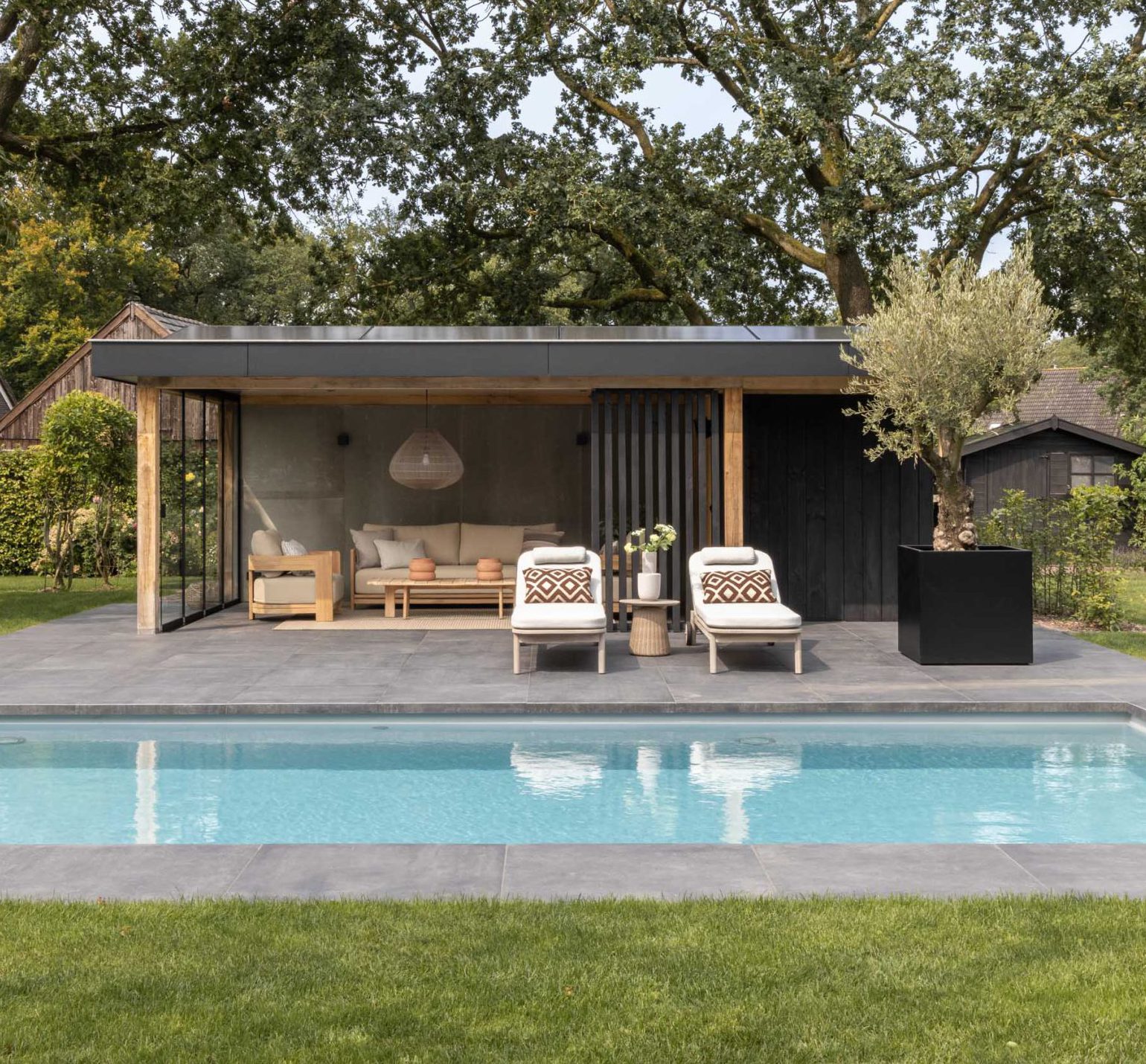 Afbeelding Een Bronkhorst buitenverblijf. Het gevoel van thuiskomen.