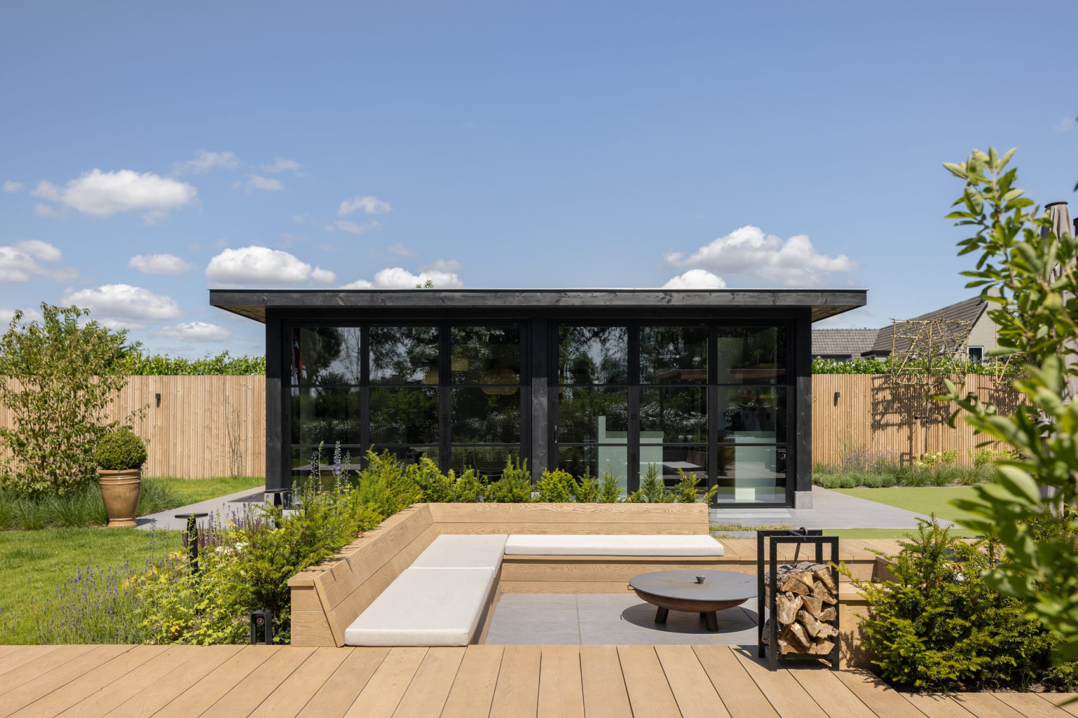 Afbeelding Heb ik een vergunning nodig voor mijn veranda of tuinkamer?